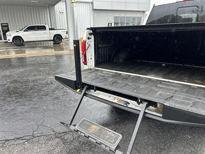 2019 Ford F-150 Platinum   - Photo 53 - Cleveland, GA 30528