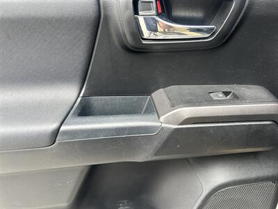2017 Toyota Tacoma SR V6 - Photo 37 - Cleveland, GA 30528