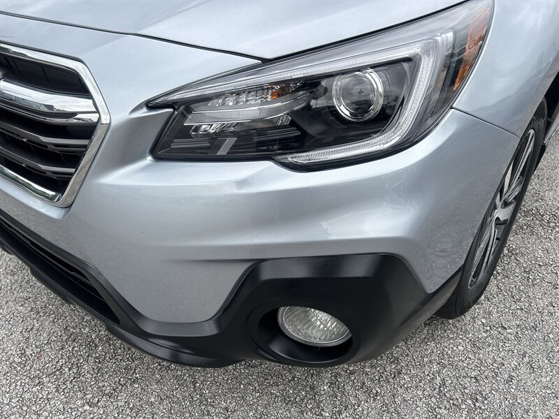 2019 Subaru Outback Limited - Photo 11 - Cleveland, GA 30528