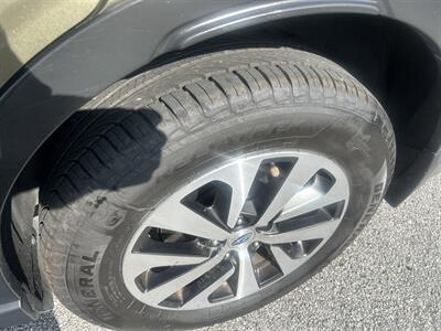 2020 Subaru Outback Premium   - Photo 33 - Cleveland, GA 30528