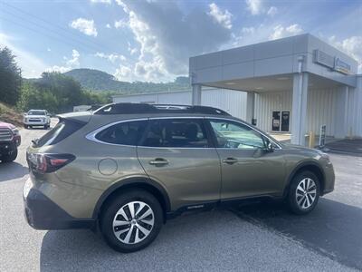 2020 Subaru Outback Premium   - Photo 7 - Cleveland, GA 30528