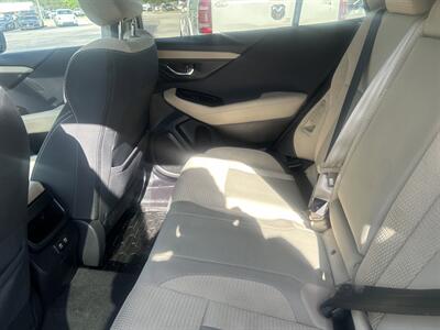 2020 Subaru Outback Premium   - Photo 36 - Cleveland, GA 30528