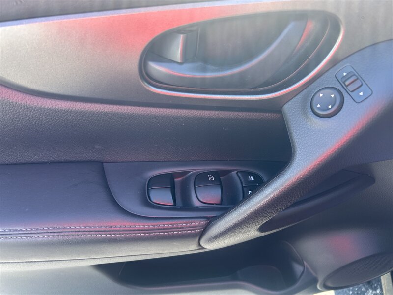 2018 Nissan Rogue Sport S - Photo 14 - Cleveland, GA 30528