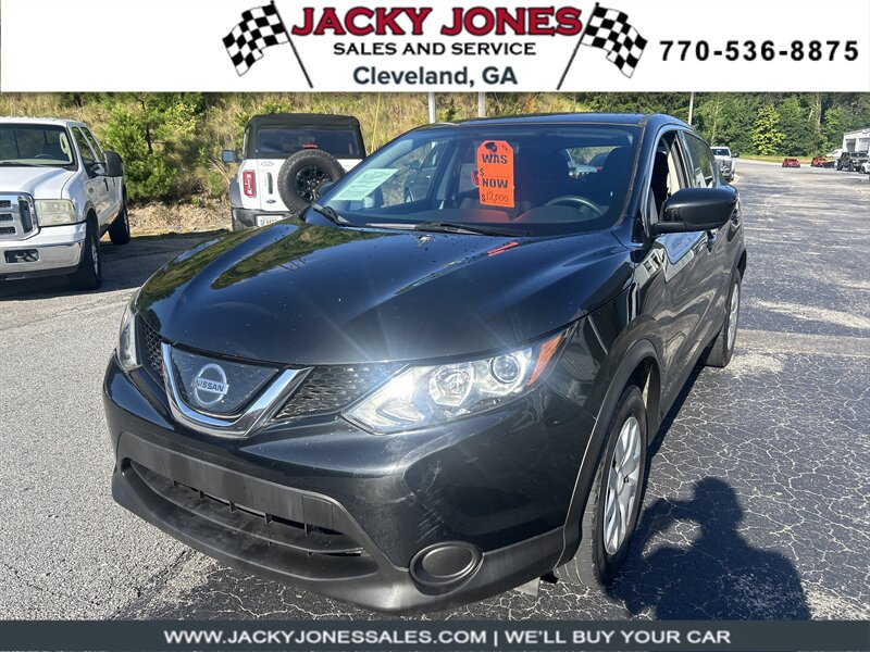 2018 Nissan Rogue Sport S   - Photo 1 - Cleveland, GA 30528