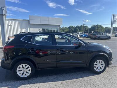 2018 Nissan Rogue Sport S - Photo 7 - Cleveland, GA 30528