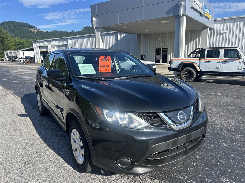 2018 Nissan Rogue Sport S - Photo 9 - Cleveland, GA 30528