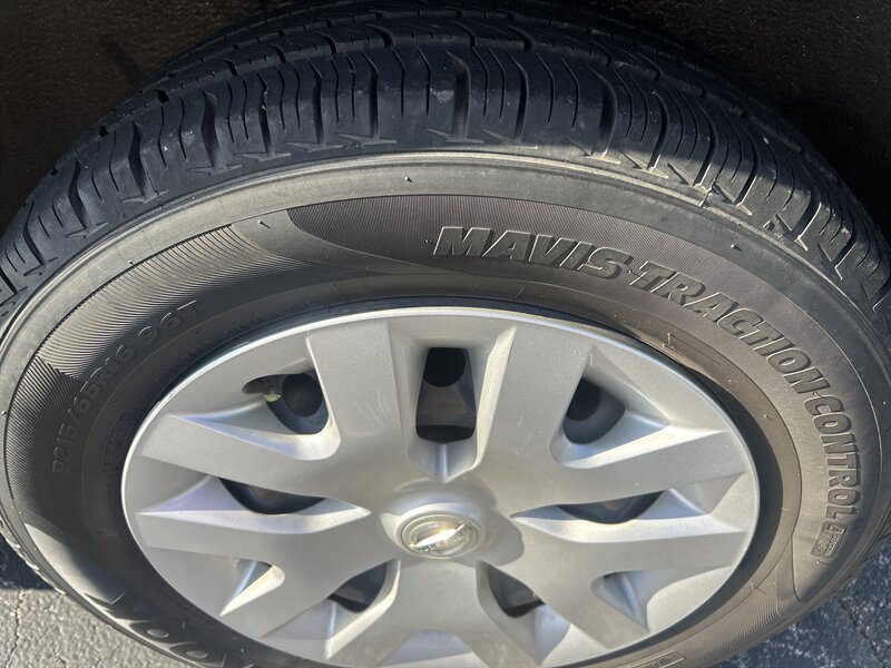 2018 Nissan Rogue Sport S - Photo 32 - Cleveland, GA 30528