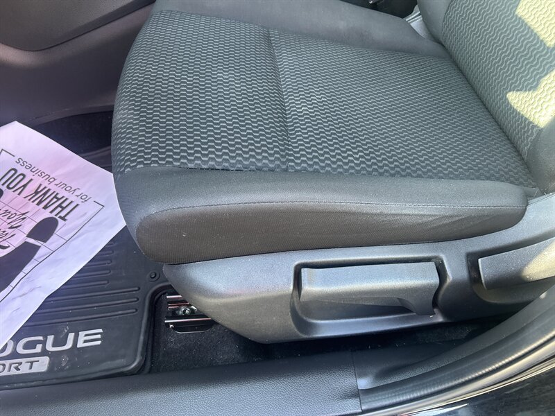 2018 Nissan Rogue Sport S - Photo 16 - Cleveland, GA 30528