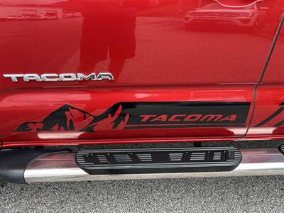 2016 Toyota Tacoma SR5   - Photo 15 - Cleveland, GA 30528