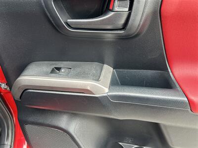 2016 Toyota Tacoma SR5   - Photo 47 - Cleveland, GA 30528