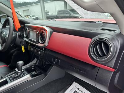 2016 Toyota Tacoma SR5   - Photo 51 - Cleveland, GA 30528