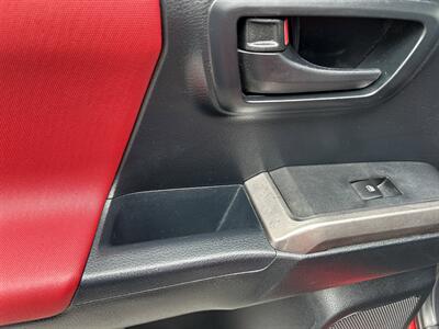 2016 Toyota Tacoma SR5   - Photo 34 - Cleveland, GA 30528