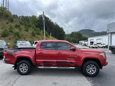2016 Toyota Tacoma SR5   - Photo 9 - Cleveland, GA 30528
