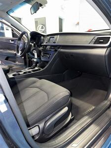 2017 Kia Optima LX   - Photo 12 - Charlotte, NC 28205