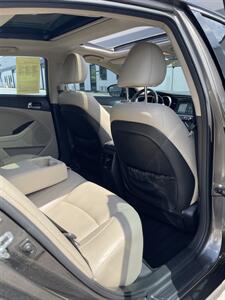 2015 Kia Optima EX   - Photo 8 - Charlotte, NC 28205