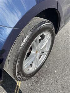 2015 Porsche Macan S   - Photo 9 - Charlotte, NC 28205