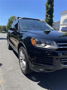 2013 Volkswagen Touareg VR6 Sport   - Photo 3 - Charlotte, NC 28205