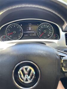 2013 Volkswagen Touareg VR6 Sport   - Photo 17 - Charlotte, NC 28205