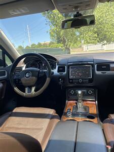 2013 Volkswagen Touareg VR6 Sport   - Photo 11 - Charlotte, NC 28205