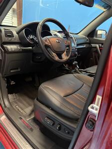 2015 Kia Sorento SX 7-Seater   - Photo 6 - Charlotte, NC 28273