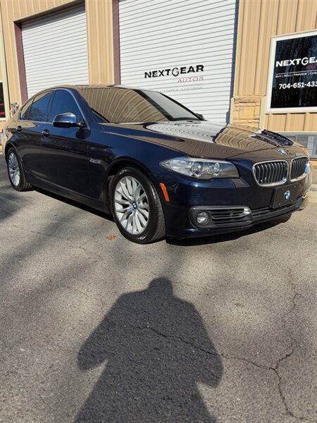 2014 BMW 528i xDrive   - Photo 1 - Charlotte, NC 28205