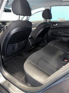 2016 Kia Optima LX - Photo 7 - Charlotte, NC 28205