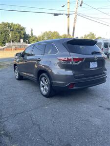 2015 Toyota Highlander XLE   - Photo 3 - Charlotte, NC 28205