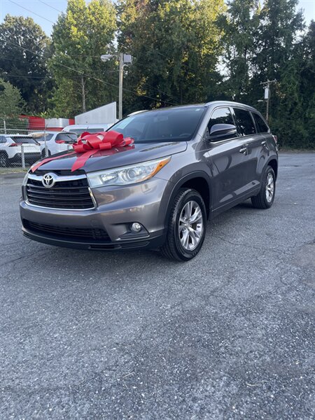 2015 Toyota Highlander XLE  