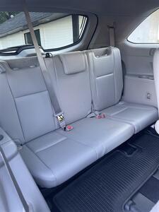 2015 Toyota Highlander XLE   - Photo 9 - Charlotte, NC 28205