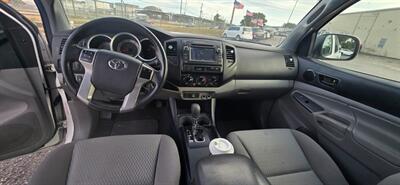 2013 Toyota Tacoma PreRunner V6   - Photo 12 - Orlando, FL 32837