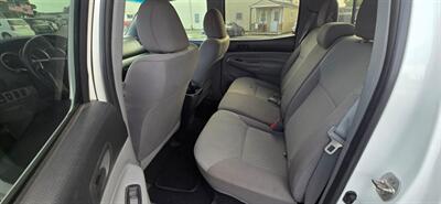 2013 Toyota Tacoma PreRunner V6   - Photo 13 - Orlando, FL 32837