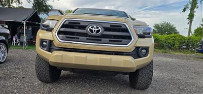 2017 Toyota Tacoma TRD Off-Road   - Photo 4 - Orlando, FL 32837