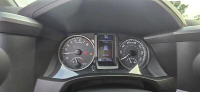 2017 Toyota Tacoma TRD Off-Road   - Photo 10 - Orlando, FL 32837