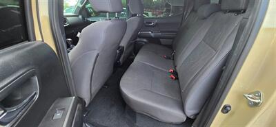 2017 Toyota Tacoma TRD Off-Road   - Photo 9 - Orlando, FL 32837