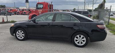 2007 Toyota Camry LE   - Photo 6 - Orlando, FL 32837