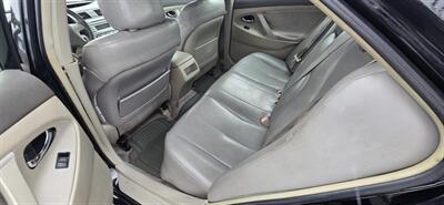 2007 Toyota Camry LE   - Photo 11 - Orlando, FL 32837