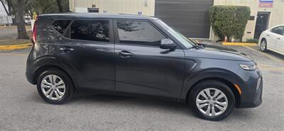 2020 Kia Soul S   - Photo 4 - Orlando, FL 32837