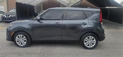2020 Kia Soul S   - Photo 9 - Orlando, FL 32837