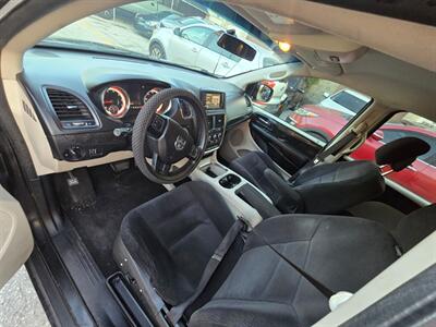 2014 Dodge Grand Caravan SXT 30th Anniversary   - Photo 12 - Orlando, FL 32837