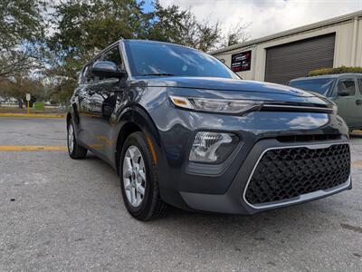 2020 Kia Soul S   - Photo 4 - Orlando, FL 32837