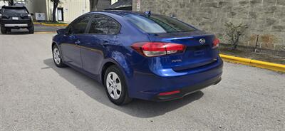 2017 Kia Forte LX   - Photo 5 - Orlando, FL 32837