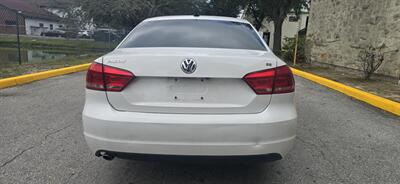 2013 Volkswagen Passat SE   - Photo 8 - Orlando, FL 32837