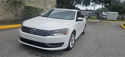 2013 Volkswagen Passat SE   - Photo 2 - Orlando, FL 32837
