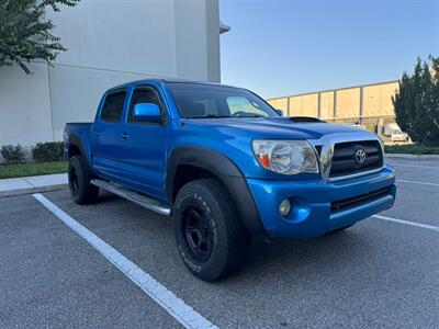 2005 Toyota Tacoma PreRunner V6   - Photo 2 - Orlando, FL 32837