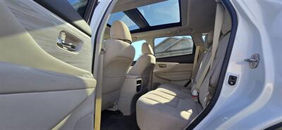 2017 Nissan Murano SV   - Photo 14 - Orlando, FL 32837