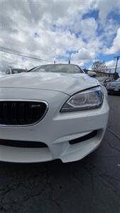 2013 BMW M6   - Photo 12 - Sun Valley, CA 91352
