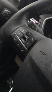 2020 Ford Escape Hybrid Titanium   - Photo 26 - Sun Valley, CA 91352