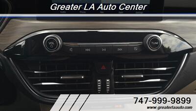 2020 Ford Escape Hybrid Titanium   - Photo 24 - Sun Valley, CA 91352