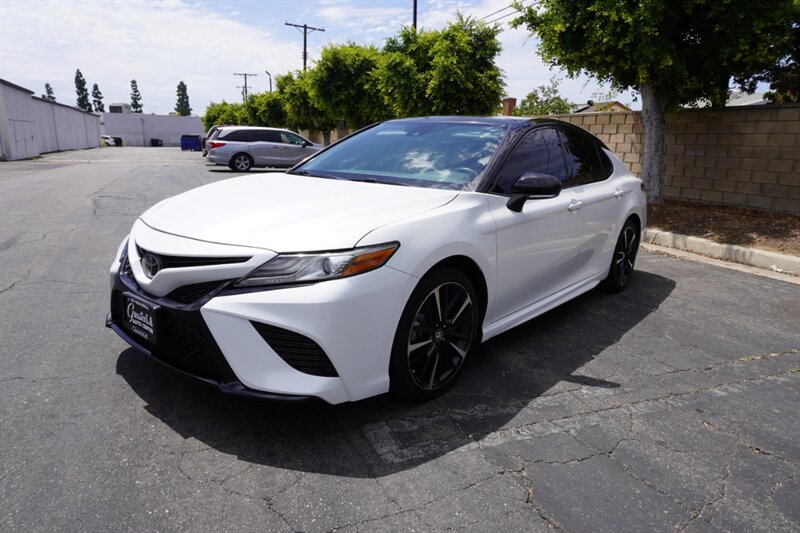 2019 Toyota Camry XSE   - Photo 1 - Sun Valley, CA 91352