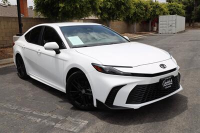 2025 Toyota Camry SE - Photo 1 - Sun Valley, CA 91352